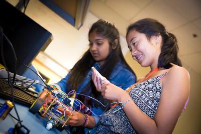 High school students experience engineering in COSMOS